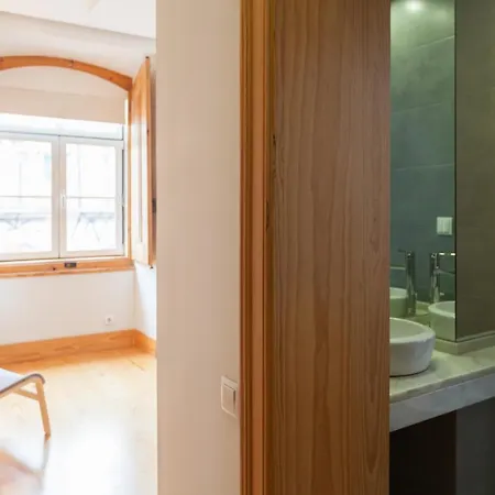 Apartment Flh Cais Sodre Spacious